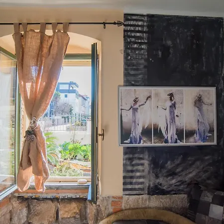 Nomi Dream Box Split